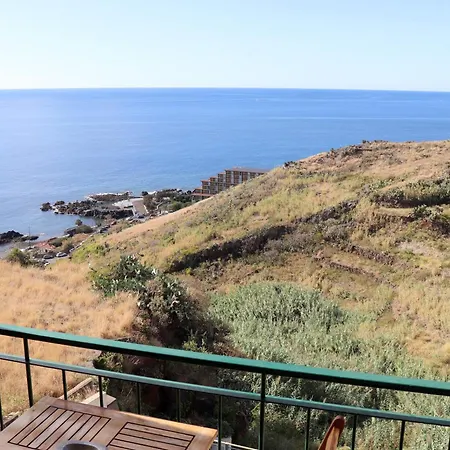 Daire Reis Magos View Caniço